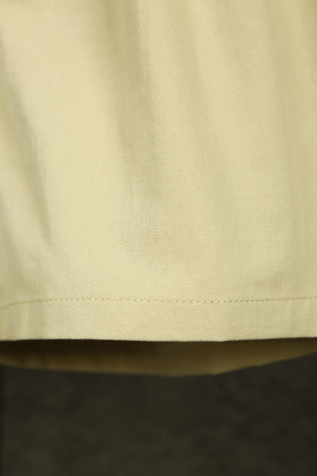 P146 Actual photo [Hot in summer] Style number: 25051# Color: Black/Navy/Khaki/Beige/Matte Pink Size: S to 100% restoration of workmanship, fake placket design with front waves, double stitched lines covering the independent waistband, 0.6 thread pressure for the whole garment ✅ - RL/women's classic drawstring cotton shorts, super long and wide-leg style, the upper body does not stick to the legs, breathable and cool, drawstring elastic waist, easy to wear and match, all shirts and short-sleeved suits are good-looking. If you like the lazy style, you must buy the refreshing commuting OOTD, practical and full, a must-have item for the summer wardrobe, clean and refreshing